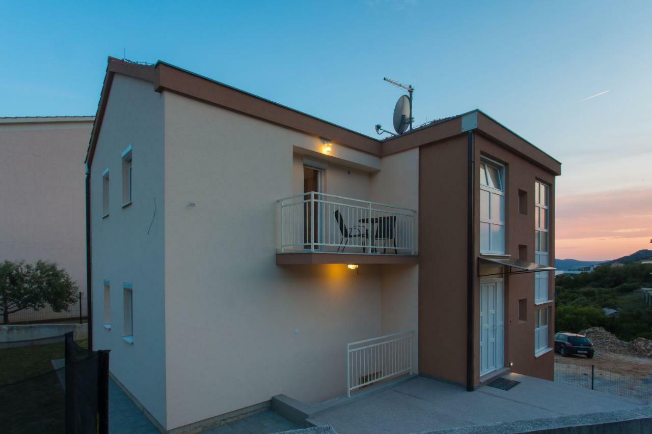 Villa Honey Seget Vranjica Bagian luar foto