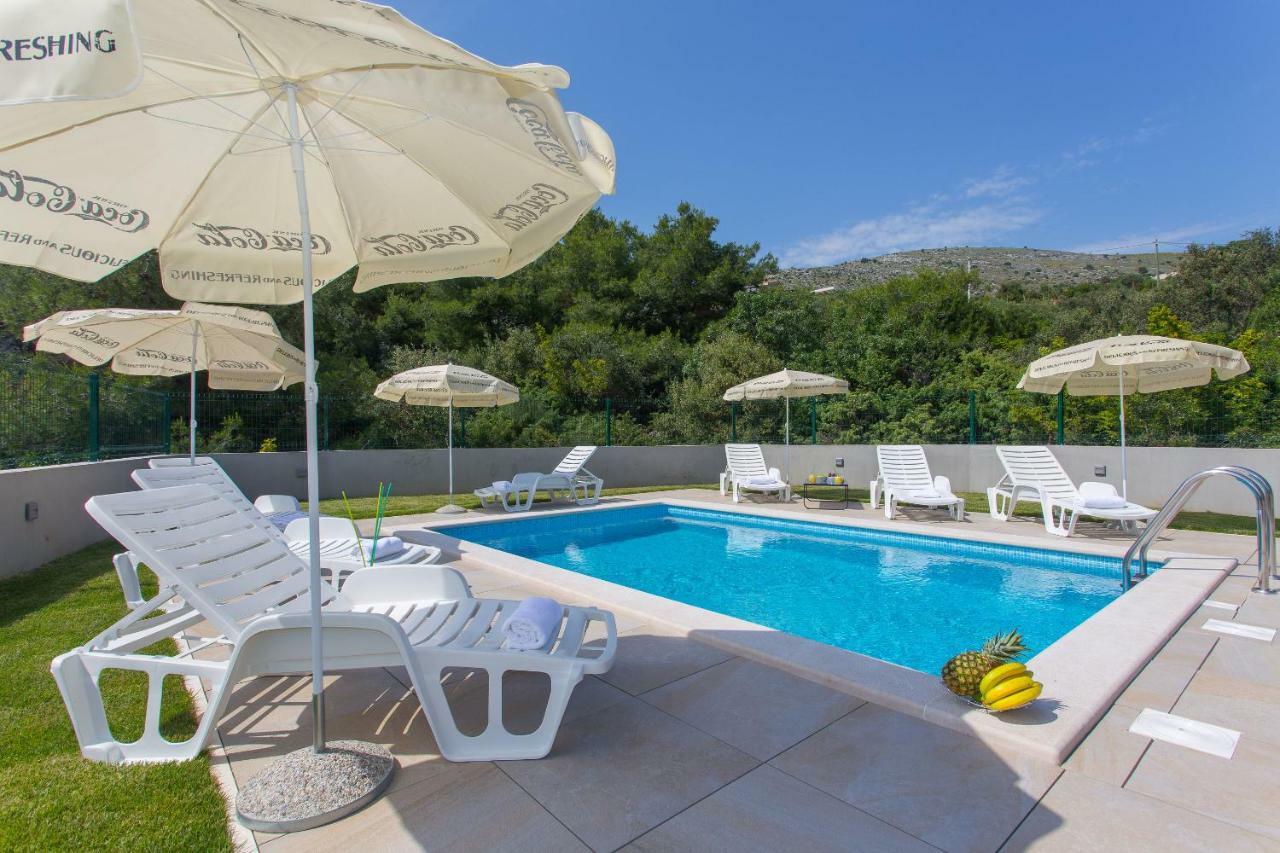 Villa Honey Seget Vranjica Bagian luar foto
